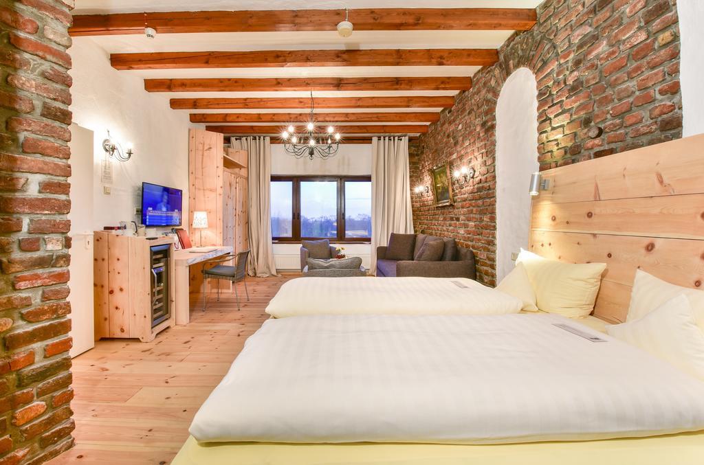 Hotel Land Gut Hoehne Метман Екстериор снимка